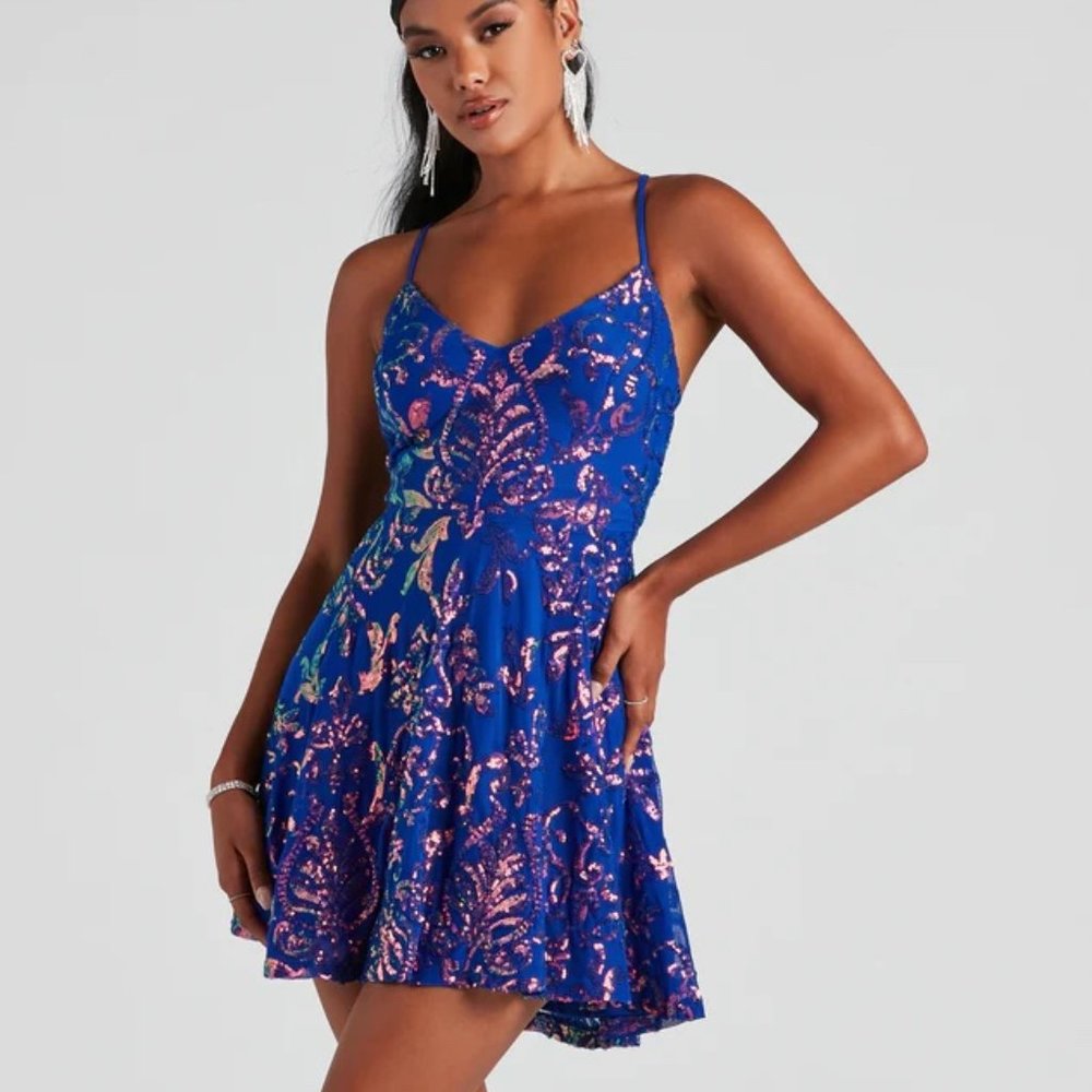 Leia Sleeveless Sequin Party Dress